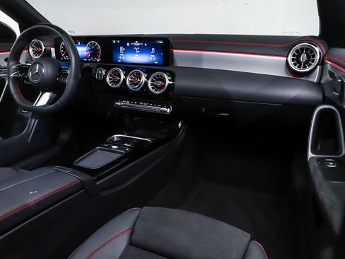 Certified 2025 Mercedes-Benz CLA 250 4MATIC image 7