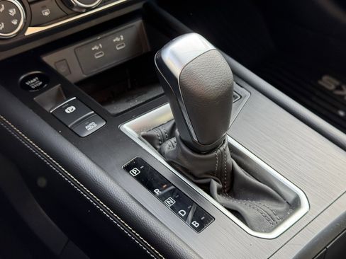 Certified 2025 Nissan Kicks SV image 11