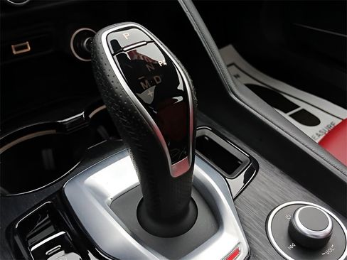 Used 2022 Alfa Romeo Giulia Sprint image 11