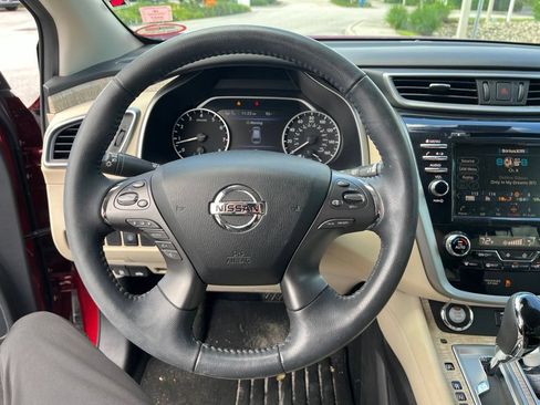 Used 2020 Nissan Murano SV FWD image 20