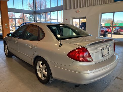 Used 2000 Ford Taurus SES image 7
