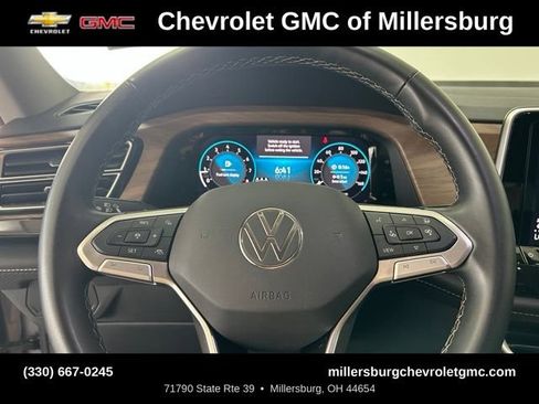 Used 2025 Volkswagen Atlas SE AWD/4WD image 19