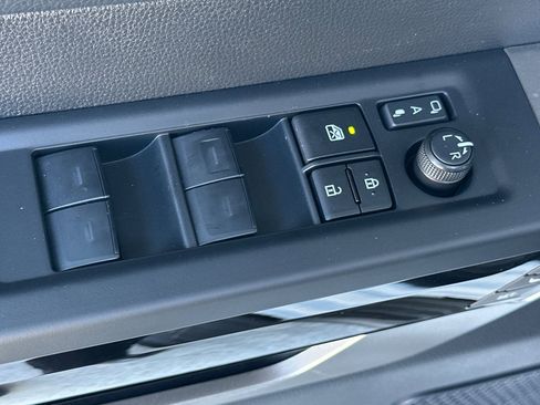 New 2026 Toyota Tundra Limited image 12