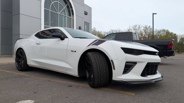 Used 2018 Chevrolet Camaro SS RWD image 3