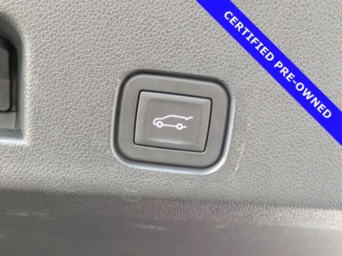 Used 2025 Buick Enclave Sport Touring w/ Power Package FWD image 15