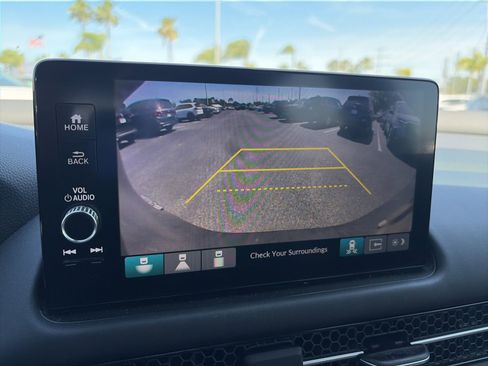 Used 2023 Honda HR-V EX-L image 17