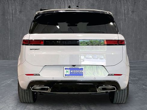 Used 2026 Land Rover Range Rover Sport Dynamic SE AWD/4WD image 5