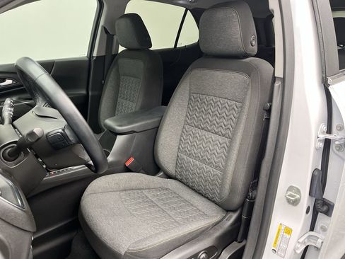 Certified 2023 Chevrolet Equinox LT image 9