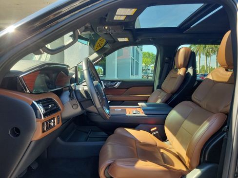 Used 2024 Lincoln Navigator L Reserve AWD/4WD image 21