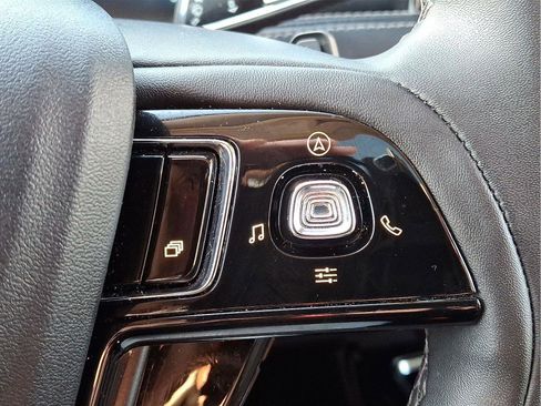 Used 2024 Lincoln Corsair AWD w/ Equipment Group 101A image 23