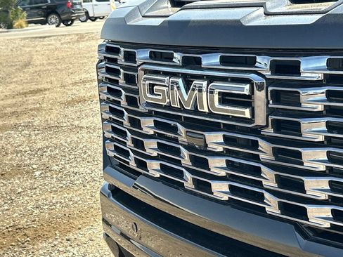 New 2026 GMC Sierra 2500 Denali Ultimate AWD/4WD image 31