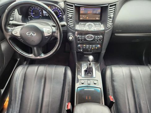 Used 2017 INFINITI QX70 2WD image 28