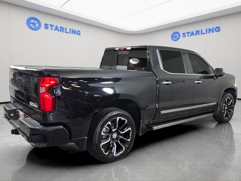 Certified 2025 Chevrolet Silverado 1500 High Country AWD/4WD image 10