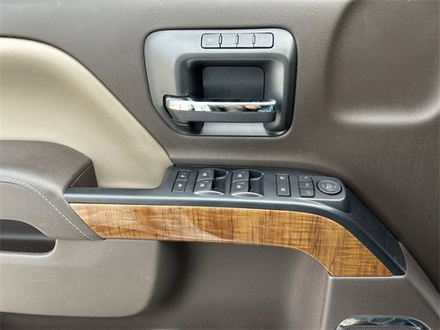 Used 2017 GMC Sierra 1500 SLT w/ Enhanced Driver Alert Package image 27