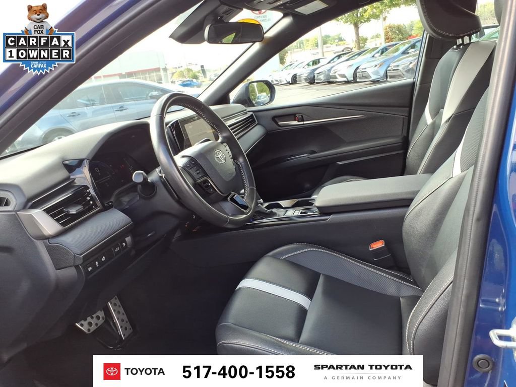 Used 2025 Toyota Camry SE FWD image 14