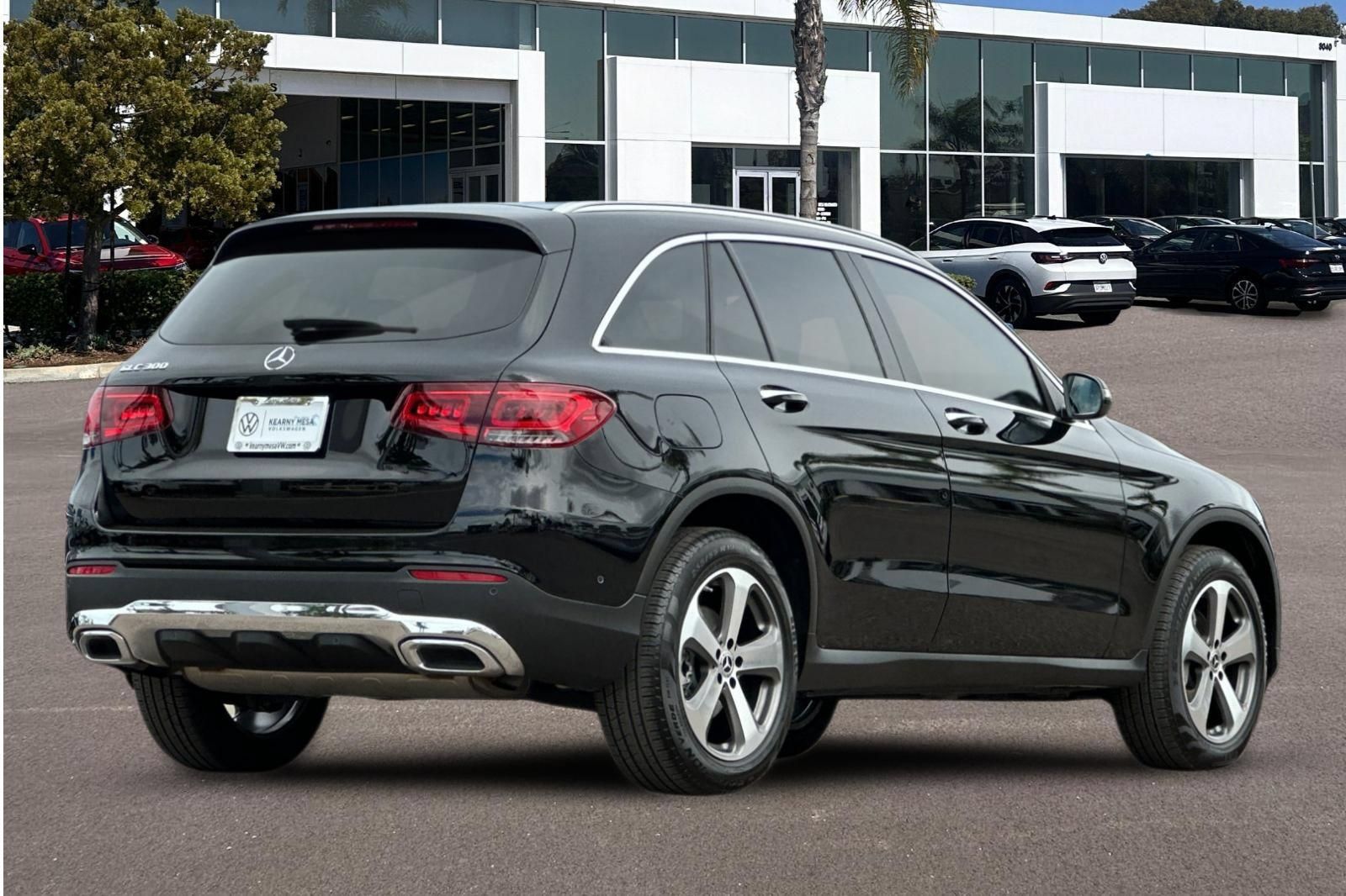 Used 2022 Mercedes-Benz GLC 300 image 3