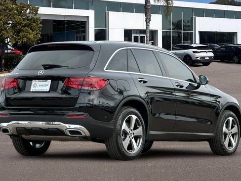 Used 2022 Mercedes-Benz GLC 300 image 3