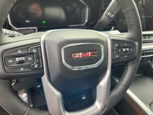New 2026 GMC Sierra 2500 SLT w/ SLT Premium Package AWD/4WD image 22