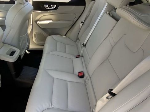 New 2025 Volvo XC60 T8 Plus image 18