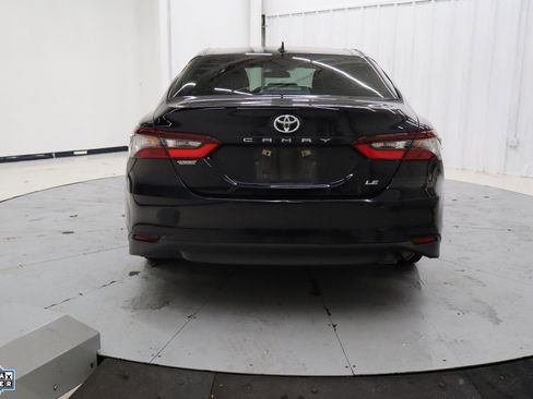 Used 2024 Toyota Camry LE image 6