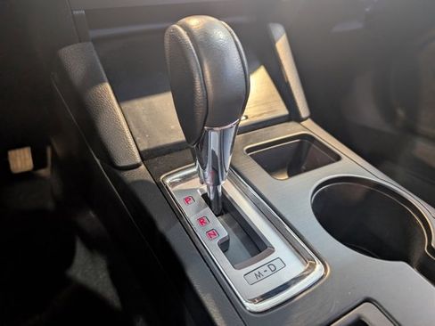 Used 2017 Subaru Outback 3.6R Touring w/ Popular Package #5A image 21