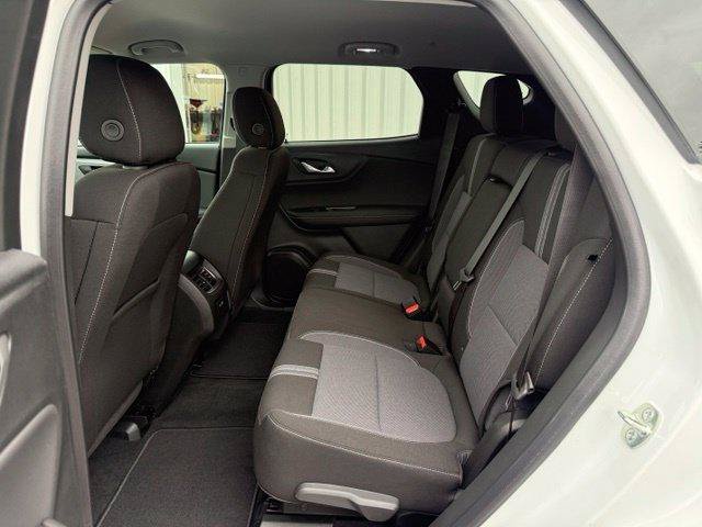 New 2026 Chevrolet Blazer LT w/ Convenience Package FWD image 7