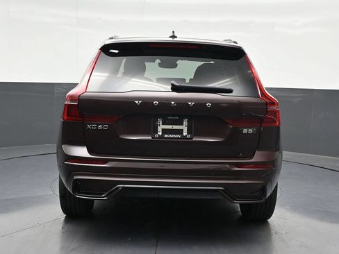 Used 2026 Volvo XC60 B5 Plus AWD/4WD image 5