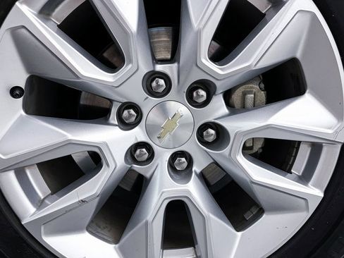 Used 2021 Chevrolet Silverado 1500 Custom image 13