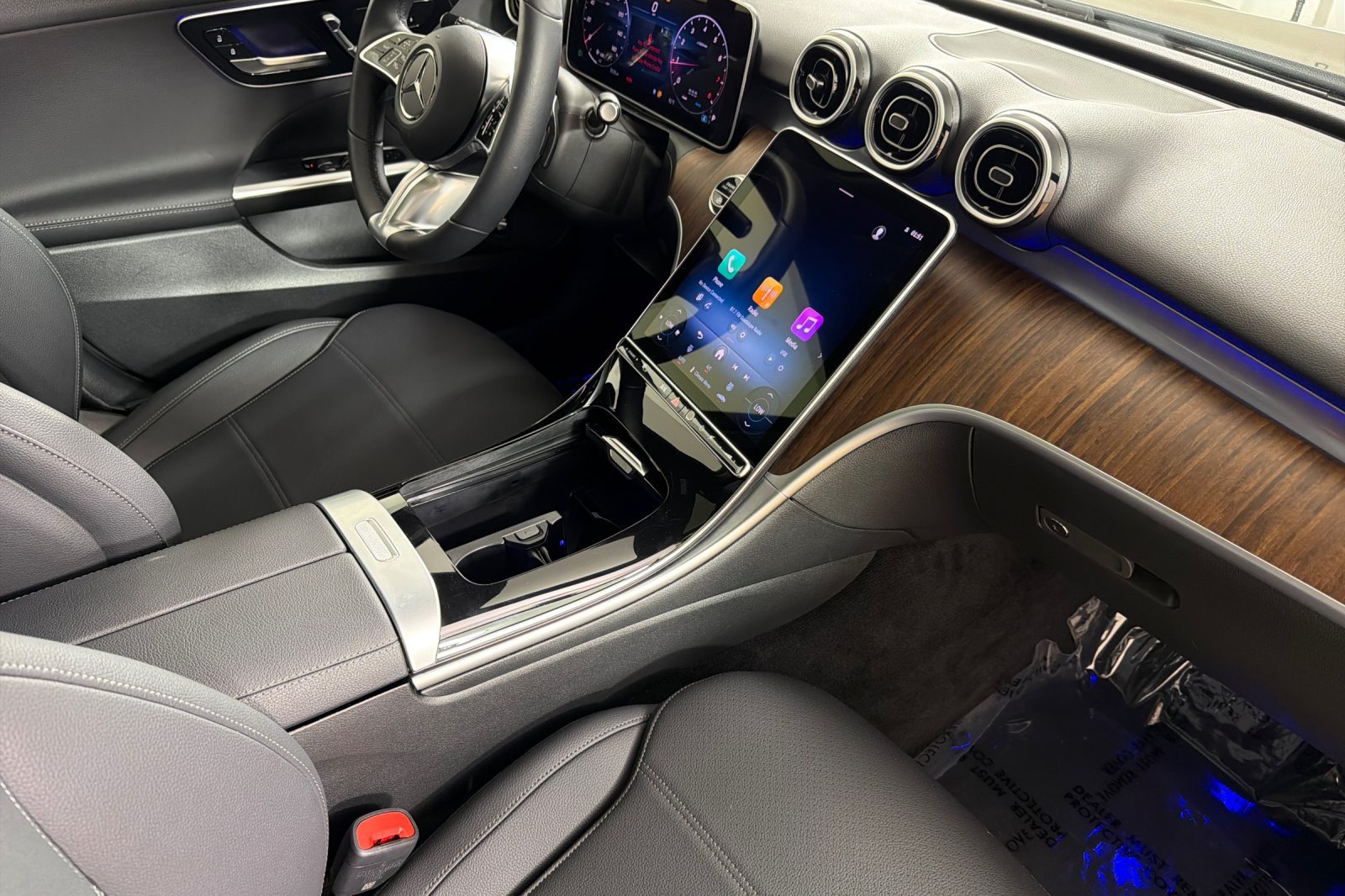 Used 2026 Mercedes-Benz C 300 4MATIC Sedan image 14