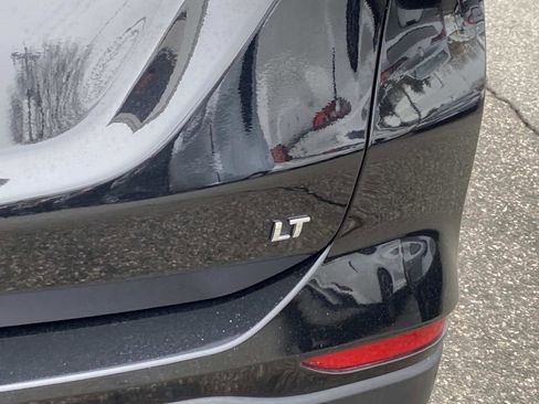 Used 2024 Chevrolet Equinox LT image 5