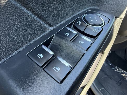 Used 2024 Ford Escape ST-Line w/ Cold Weather Package image 13