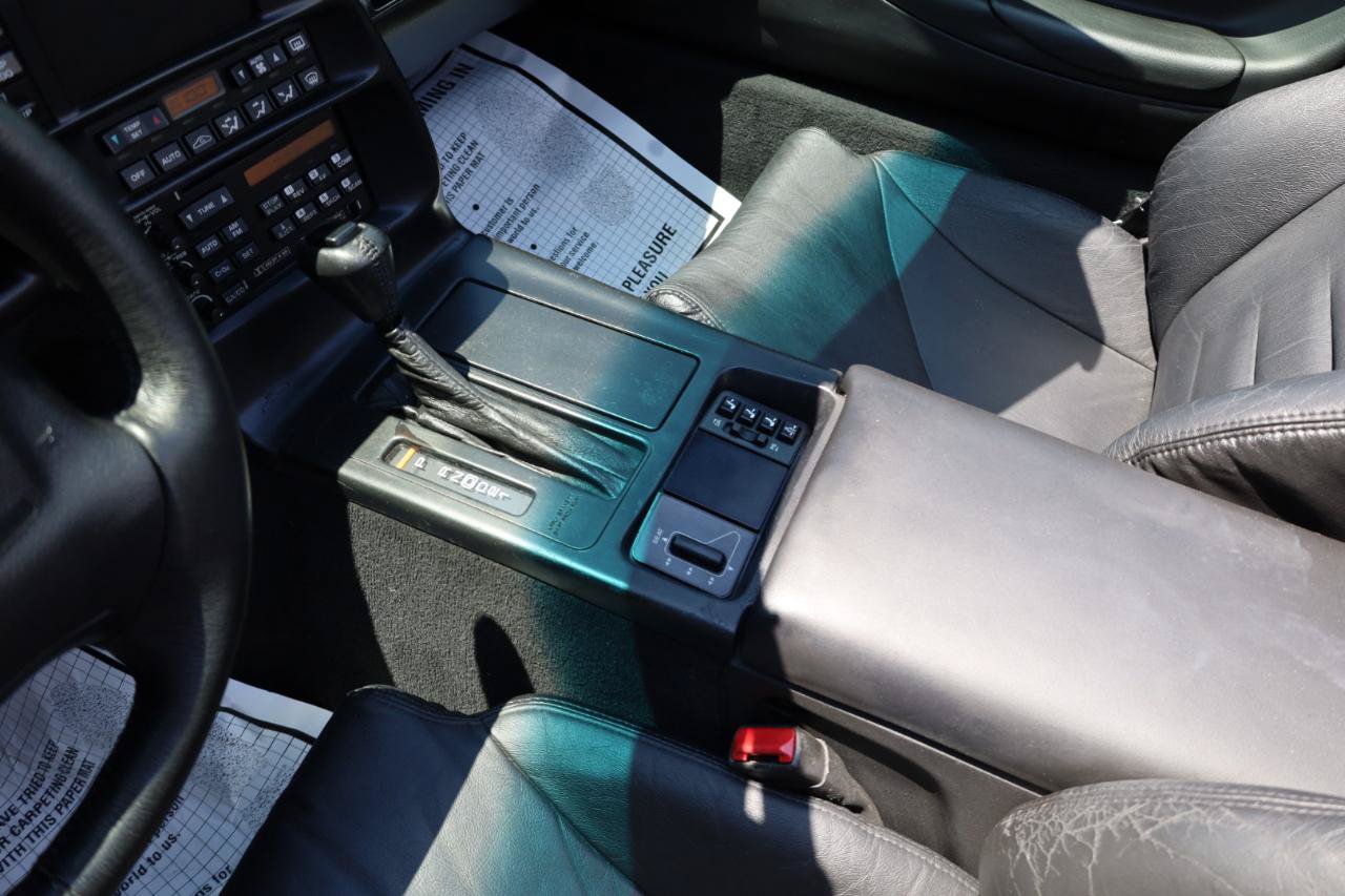 Used 1995 Chevrolet Corvette Convertible RWD image 13