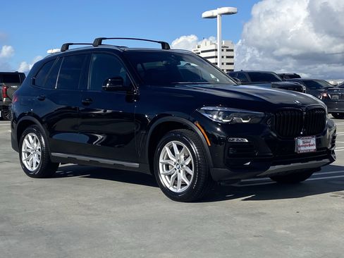 Used 2020 BMW X5 xDrive40i w/ Premium Package image 2