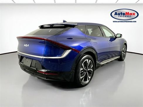 Used 2022 Kia EV6 Wind image 2