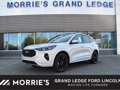 New 2026 Ford Escape ST-Line Elite w/ Class II Trailer Tow Package