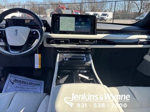 New 2026 Lincoln Aviator Black Label w/ Dynamic Handling Package image 12