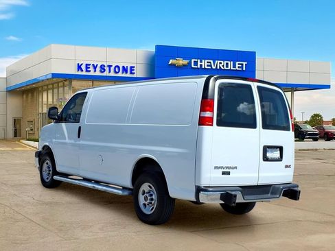 Used 2024 GMC Savana 2500 w/ Driver Convenience Package RWD image 5