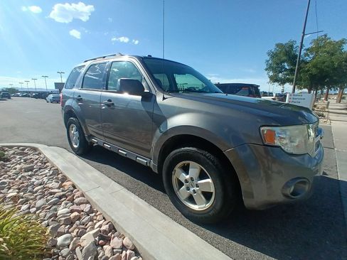 Used 2012 Ford Escape XLT AWD/4WD image 4