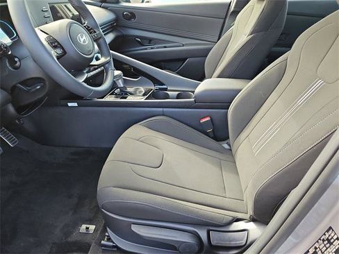 New 2026 Hyundai Elantra SEL Sport Premium image 9