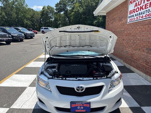 Used 2009 Toyota Corolla LE FWD image 29