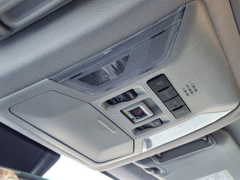 Used 2024 Toyota RAV4 XLE image 29