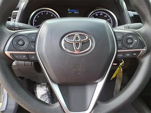 Used 2024 Toyota Camry LE image 9