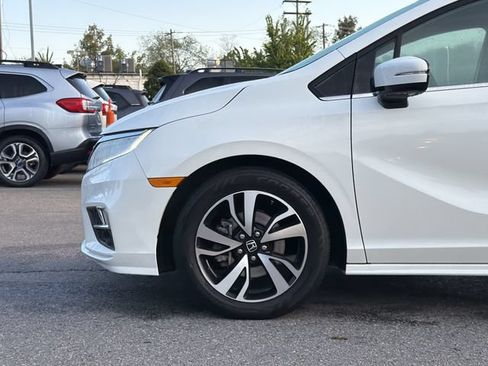 Used 2019 Honda Odyssey Elite image 6