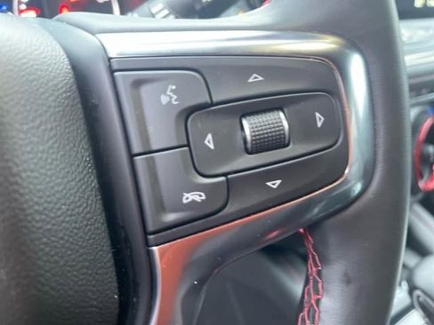 Used 2025 Chevrolet Blazer RS image 10