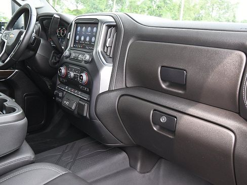 Used 2022 Chevrolet Silverado 2500 LT w/ Convenience Package AWD/4WD image 22