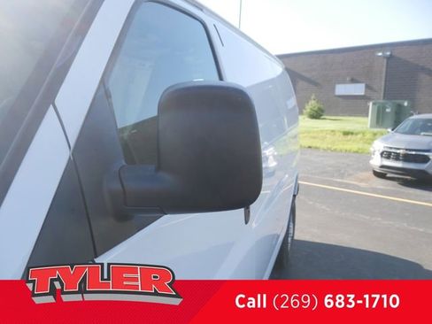 New 2026 Chevrolet Express 2500 w/ Driver Convenience Package RWD image 11