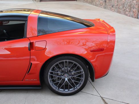 Used 2011 Chevrolet Corvette Z06 image 30