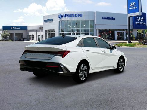 New 2025 Hyundai Elantra Limited image 7