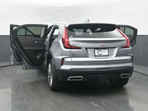Used 2024 Cadillac XT4 Premium Luxury FWD image 54