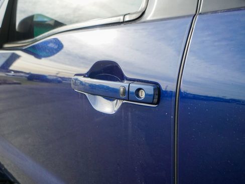 Used 2022 Nissan Frontier PRO-4X w/ Pro-4X Premium Package image 8